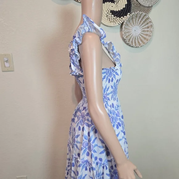 Hill House Home The Ellie Nap Dress Blue White Floral Smocked Midi Dress Medium - Picture 5 of 16